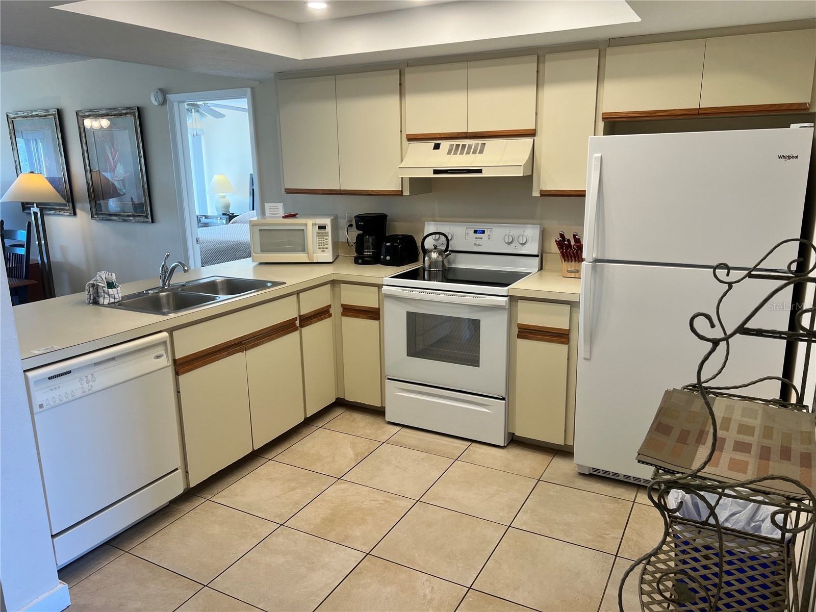 1001 Point Of Rocks Road #309 Sarasota FL 34242 TB8470757 image4