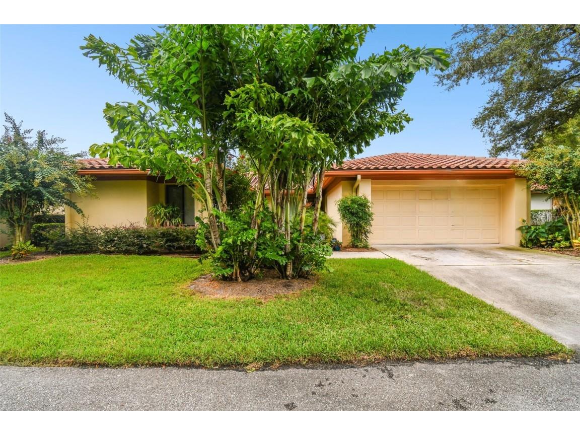 1001 Rolling Woods Lane Lakeland FL 33813 - LAKE CANYON L4947280 image1
