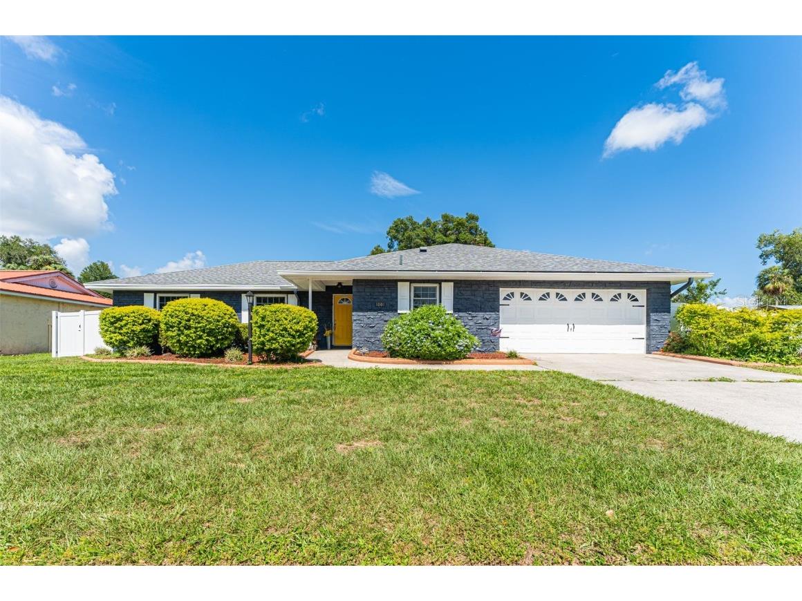 1001 Shangri La Drive Seffner FL 33584 T3452416 image1
