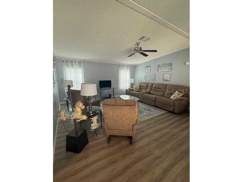 1001 Starkey Rd. #434 Largo FL 33771 TB8496782 image3