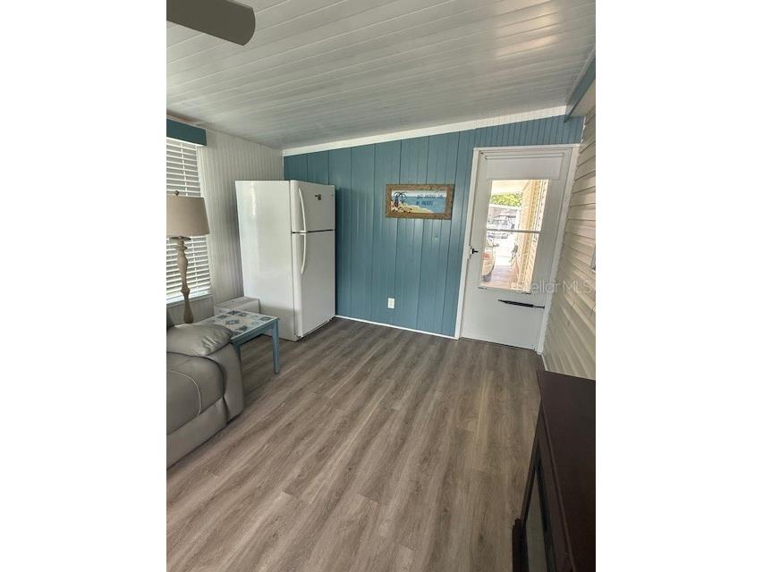 1001 Starkey Rd. #434 Largo FL 33771 TB8496782 image33