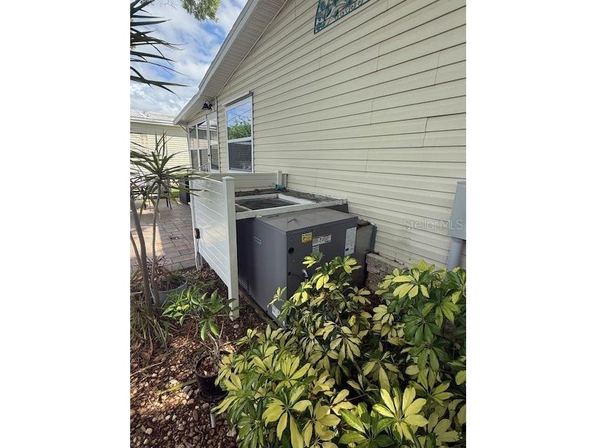 1001 Starkey Rd. #434 Largo FL 33771 TB8496782 image38
