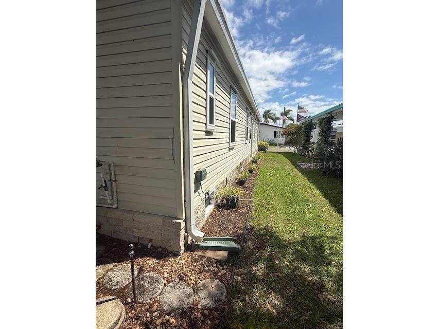 1001 Starkey Rd. #434 Largo FL 33771 TB8496782 image40