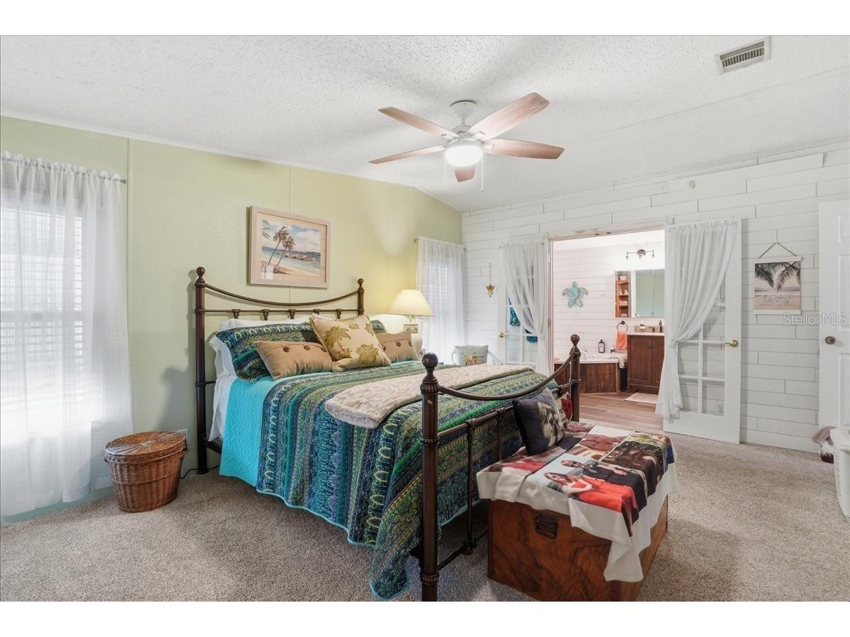 1001 Starkey Road #282 Largo FL 33771 TB8492848 image19