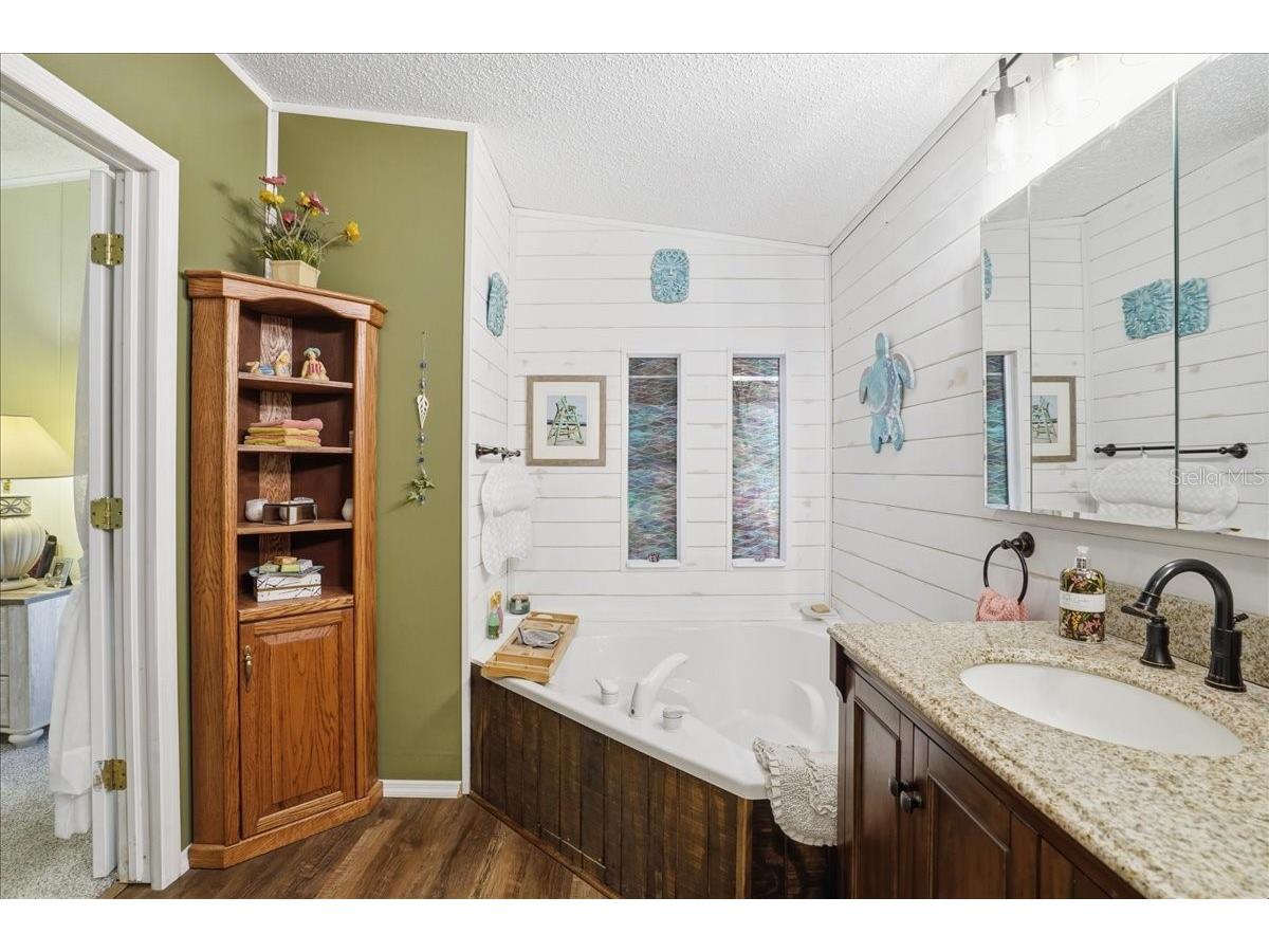 1001 Starkey Road #282 Largo FL 33771 TB8492848 image22