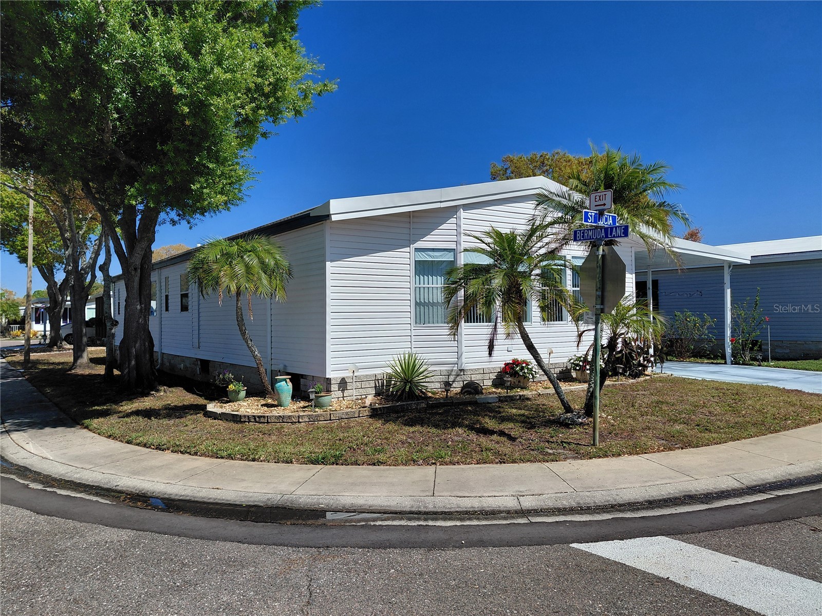 1001 Starkey Road #704 Largo FL 33771 TB8491311 image2