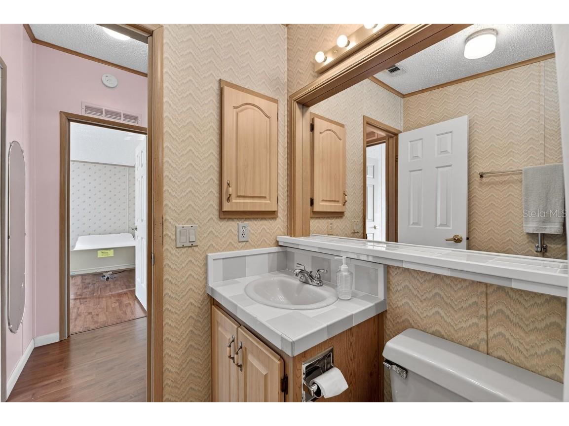 1001 Starkey Road Lot#355 Largo FL 33771 TB8450627 image39