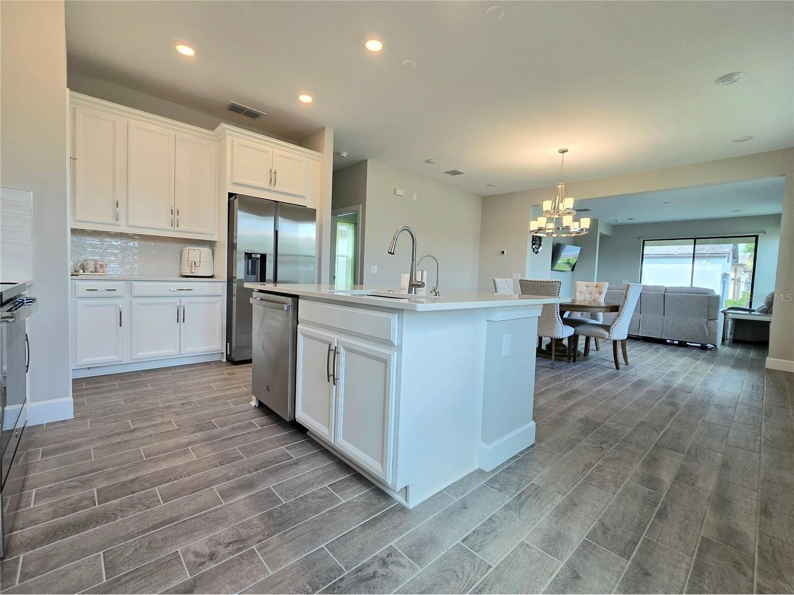 1001 Umbria Drive Kissimmee FL 34759 O6372622 image3