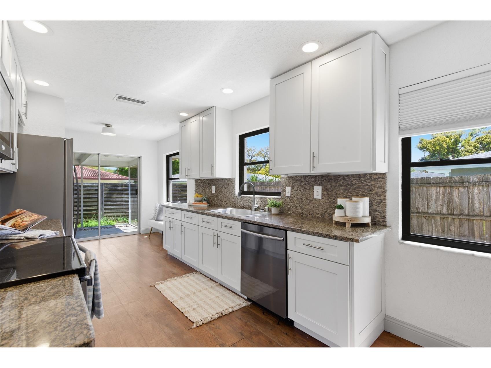 1001 Willowbranch Avenue Clearwater FL 33764 TB8483651 image13