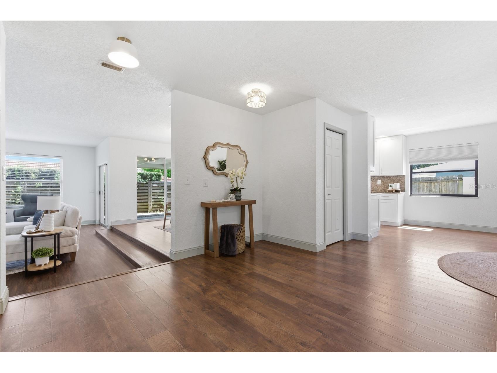 1001 Willowbranch Avenue Clearwater FL 33764 TB8483651 image6