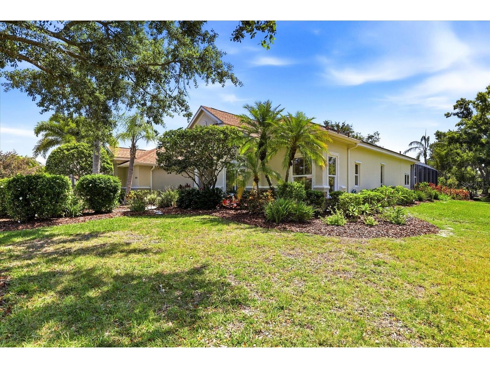 10010 Cherry Hills Avenue Circle Bradenton FL 34202 A4693137 image36