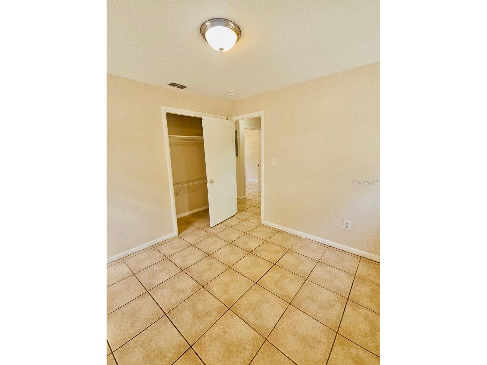 10011 N 23rd Street Tampa FL 33612 TB8494565 image14