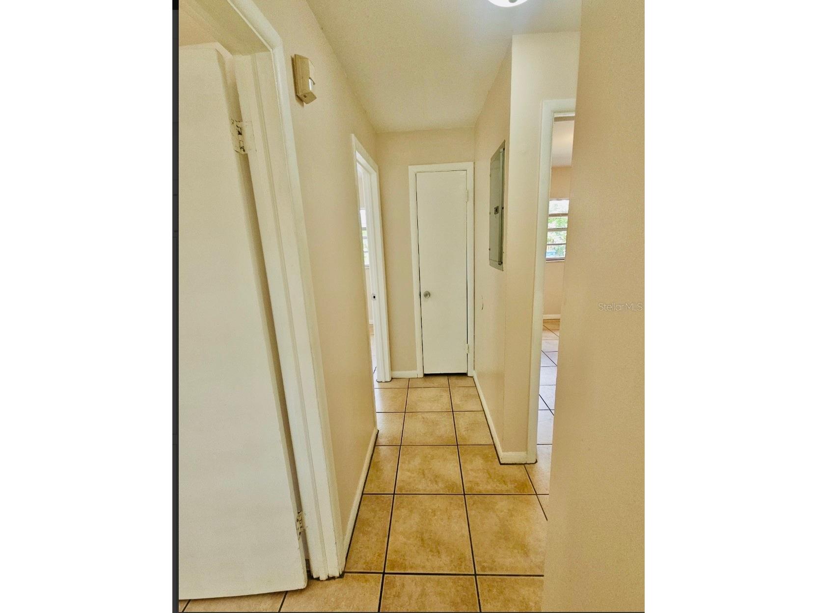 10011 N 23rd Street Tampa FL 33612 TB8494565 image16