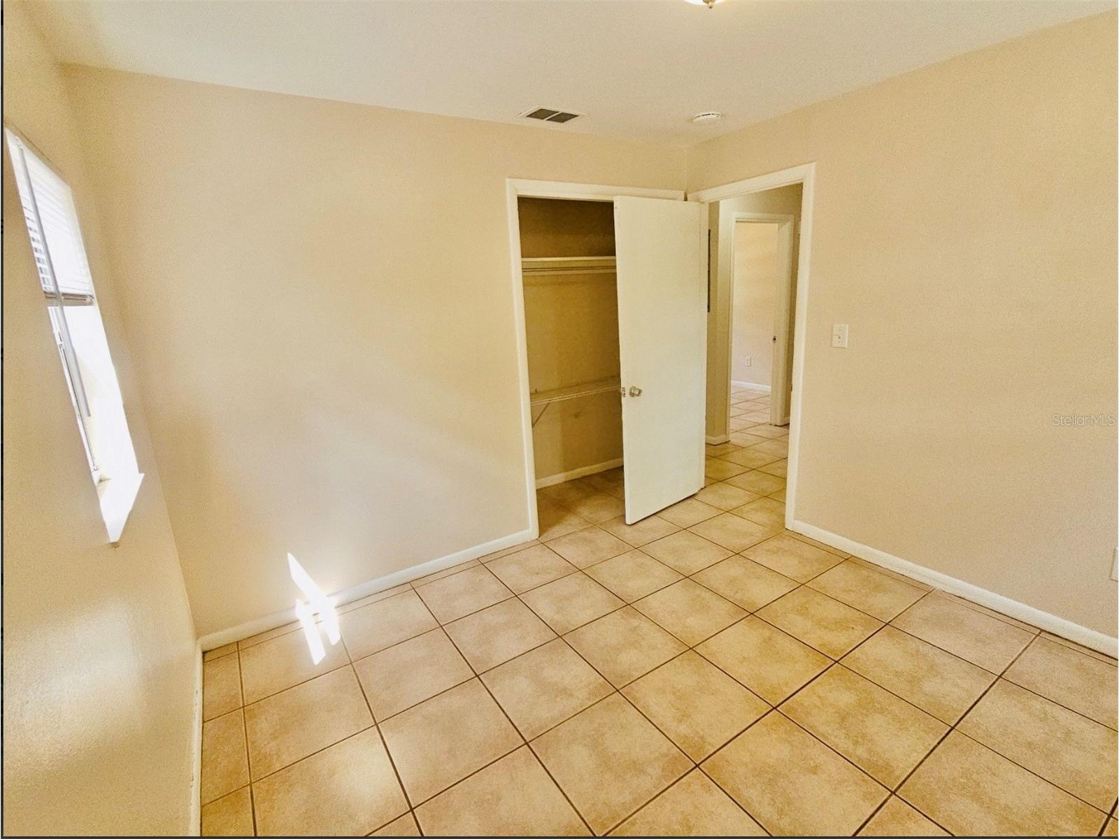 10011 N 23rd Street Tampa FL 33612 TB8494565 image17