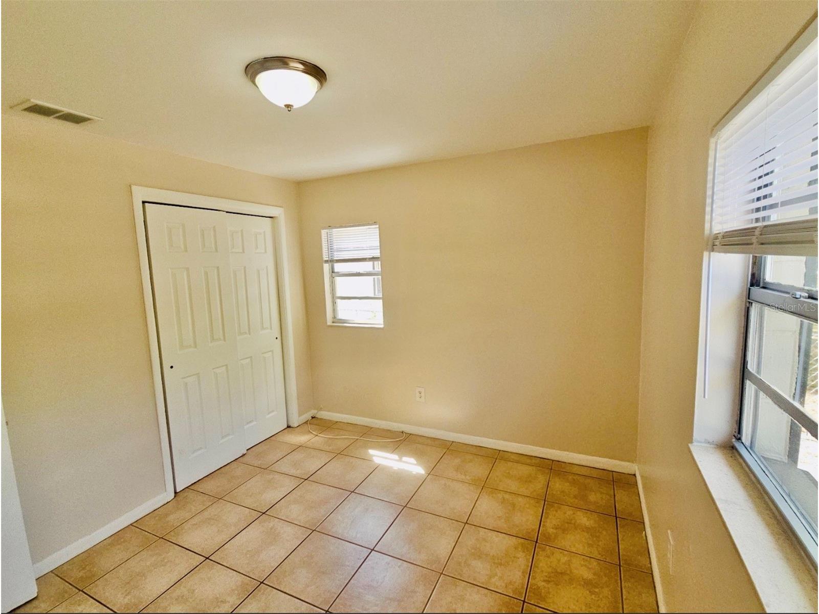 10011 N 23rd Street Tampa FL 33612 TB8494565 image25