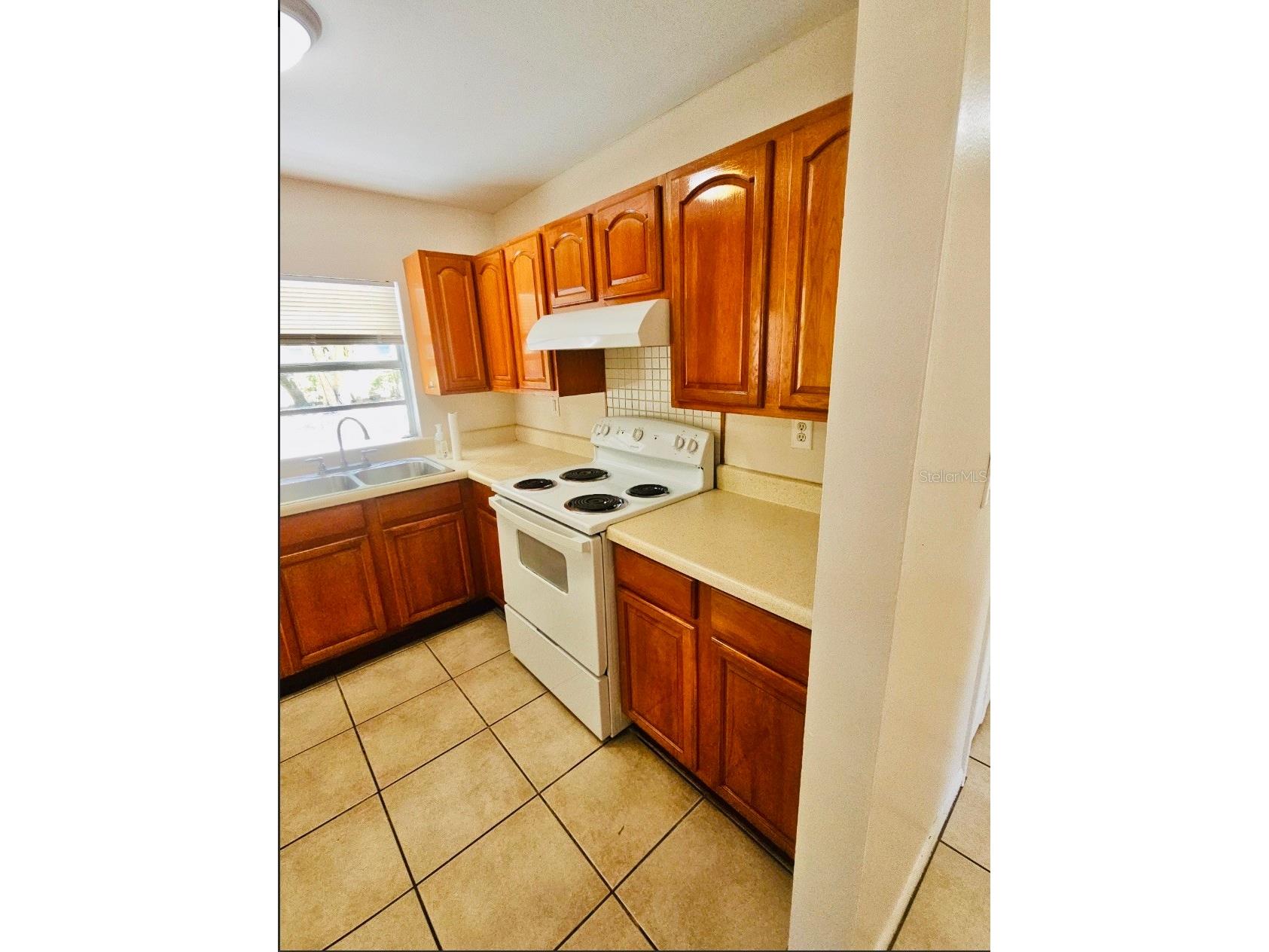 10011 N 23rd Street Tampa FL 33612 TB8494565 image31