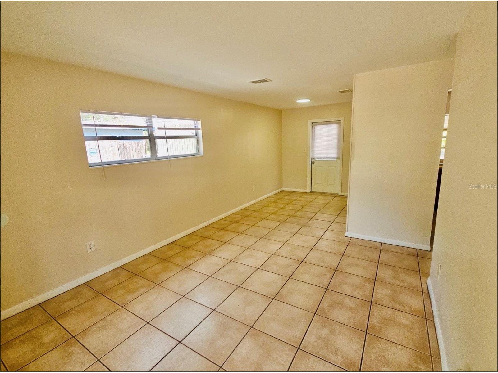 10011 N 23rd Street Tampa FL 33612 TB8494565 image35