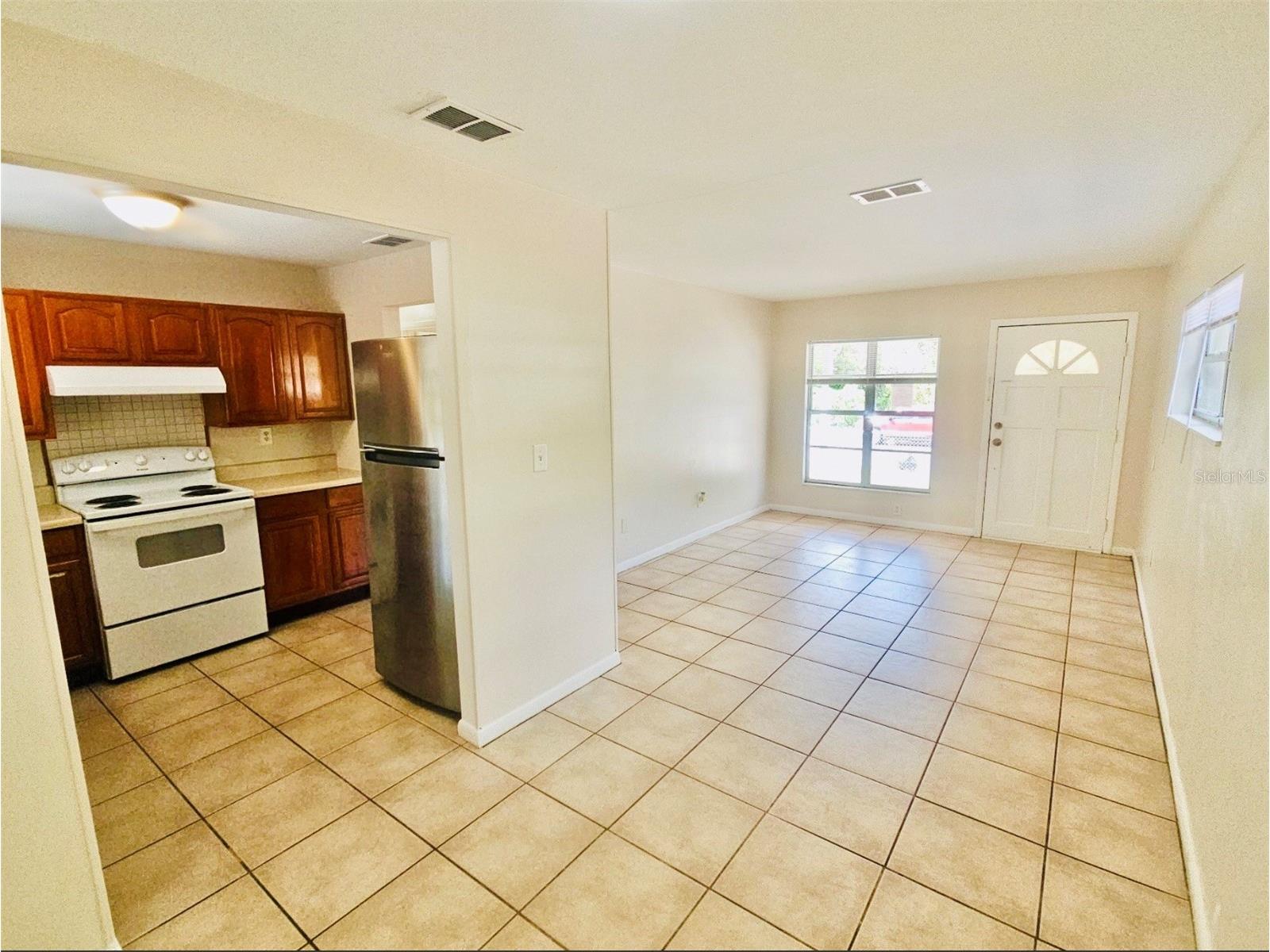 10011 N 23rd Street Tampa FL 33612 TB8494565 image37