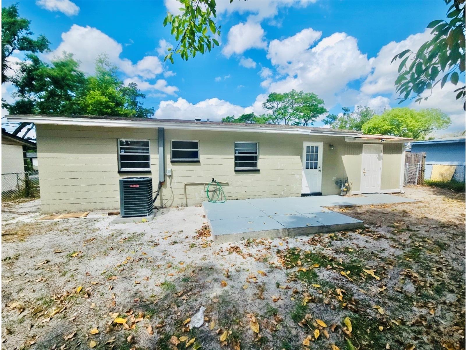 10011 N 23rd Street Tampa FL 33612 TB8494565 image7