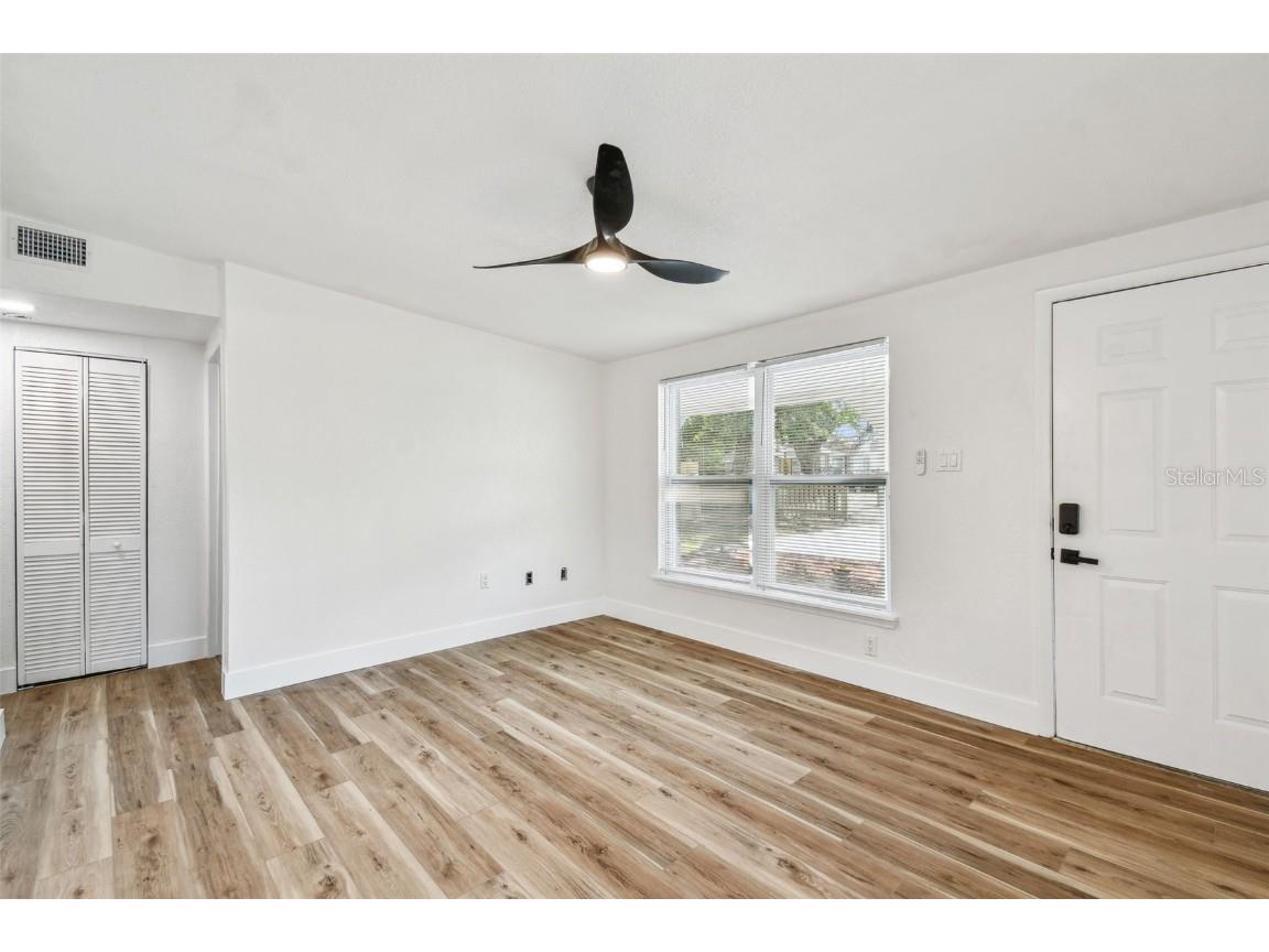 10011 N Annette Avenue Tampa FL 33612 TB8380935 image14