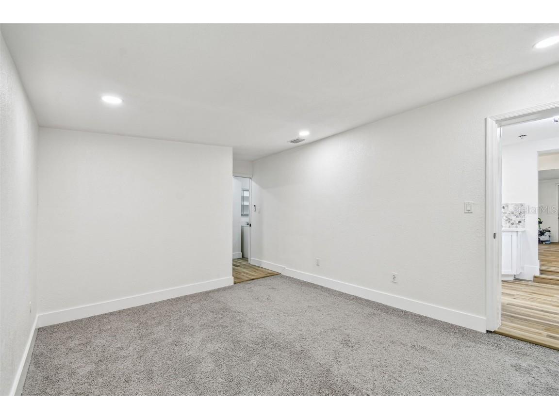 10011 N Annette Avenue Tampa FL 33612 TB8380935 image28