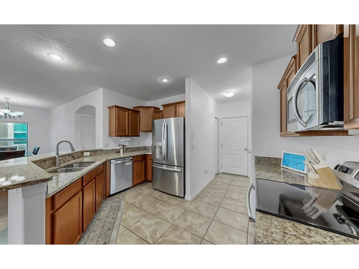 10012 Newminster Loop Ruskin FL 33573 TB8453034 image11