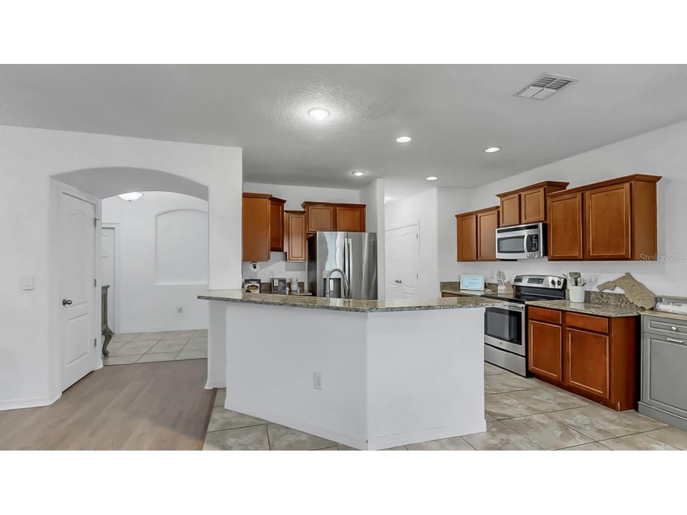 10012 Newminster Loop Ruskin FL 33573 TB8453034 image13