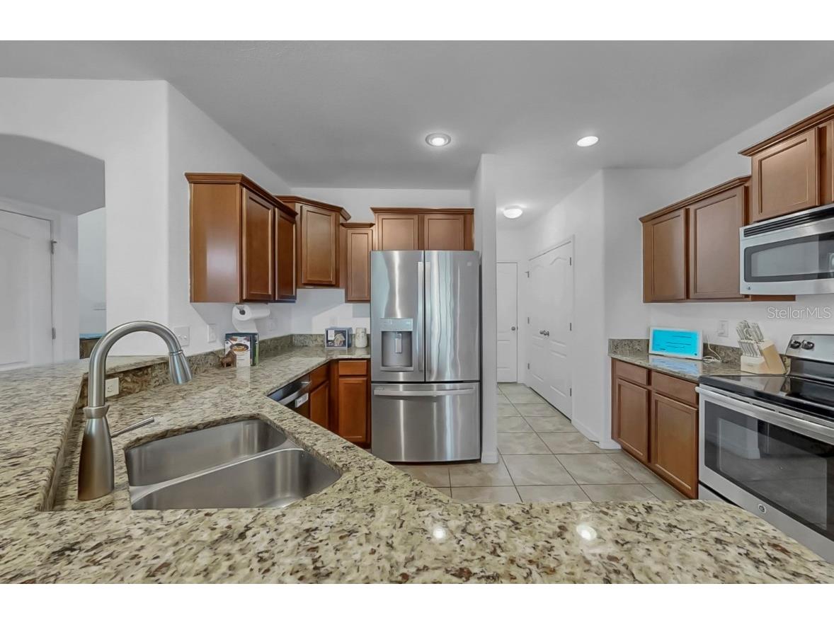 10012 Newminster Loop Ruskin FL 33573 TB8453034 image14