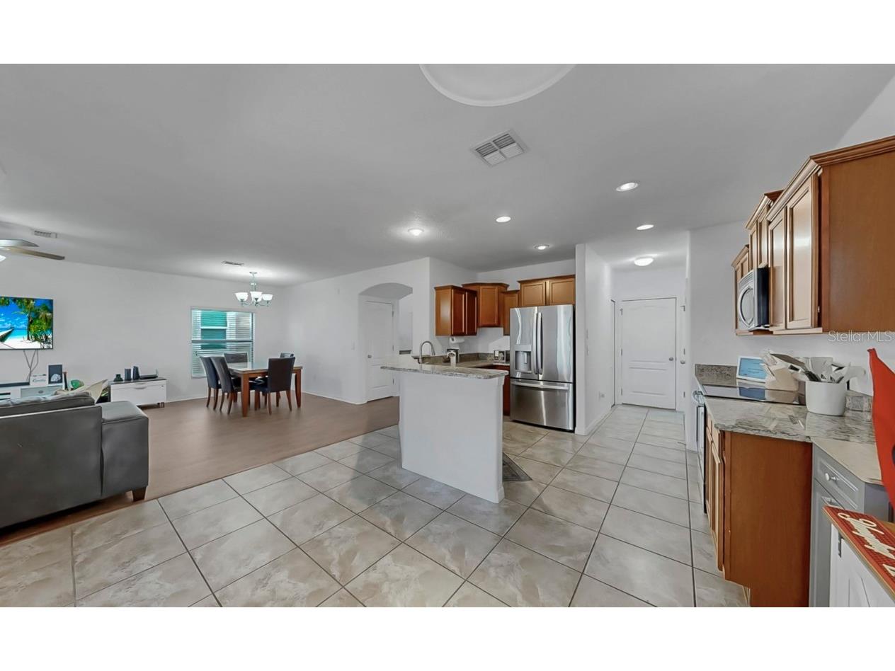 10012 Newminster Loop Ruskin FL 33573 TB8453034 image18