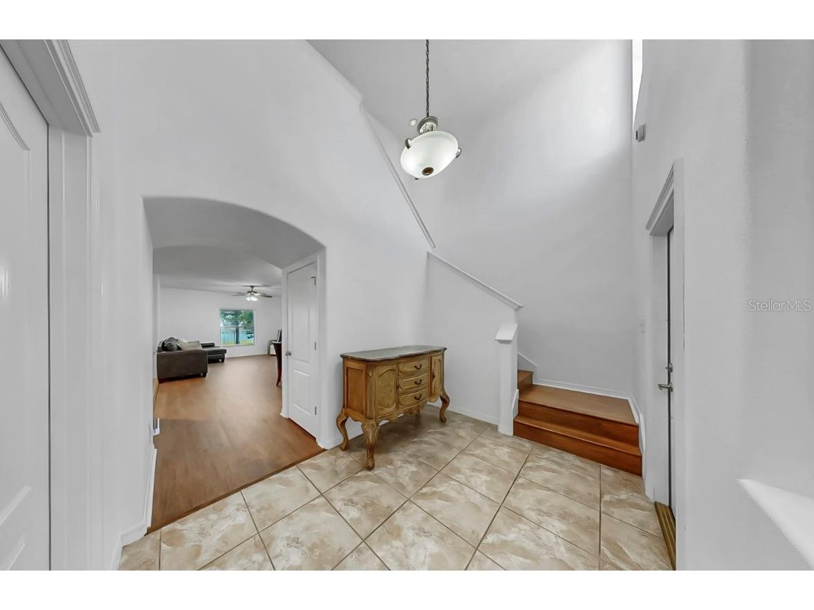 10012 Newminster Loop Ruskin FL 33573 TB8453034 image3