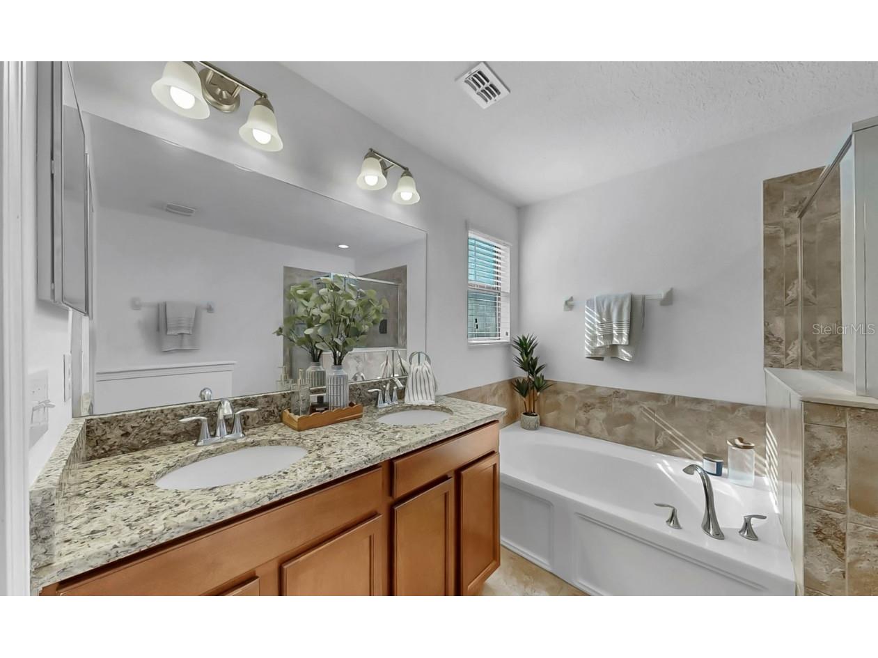 10012 Newminster Loop Ruskin FL 33573 TB8453034 image31