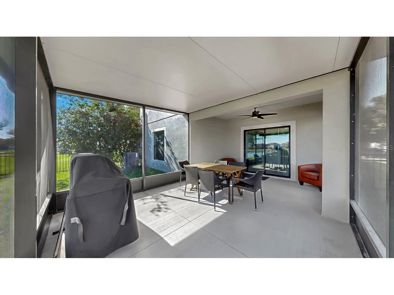 10012 Newminster Loop Ruskin FL 33573 TB8453034 image39