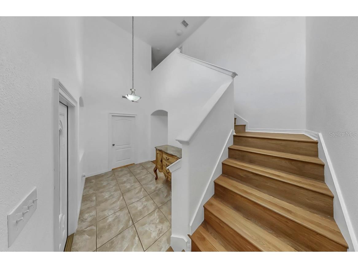 10012 Newminster Loop Ruskin FL 33573 TB8453034 image5