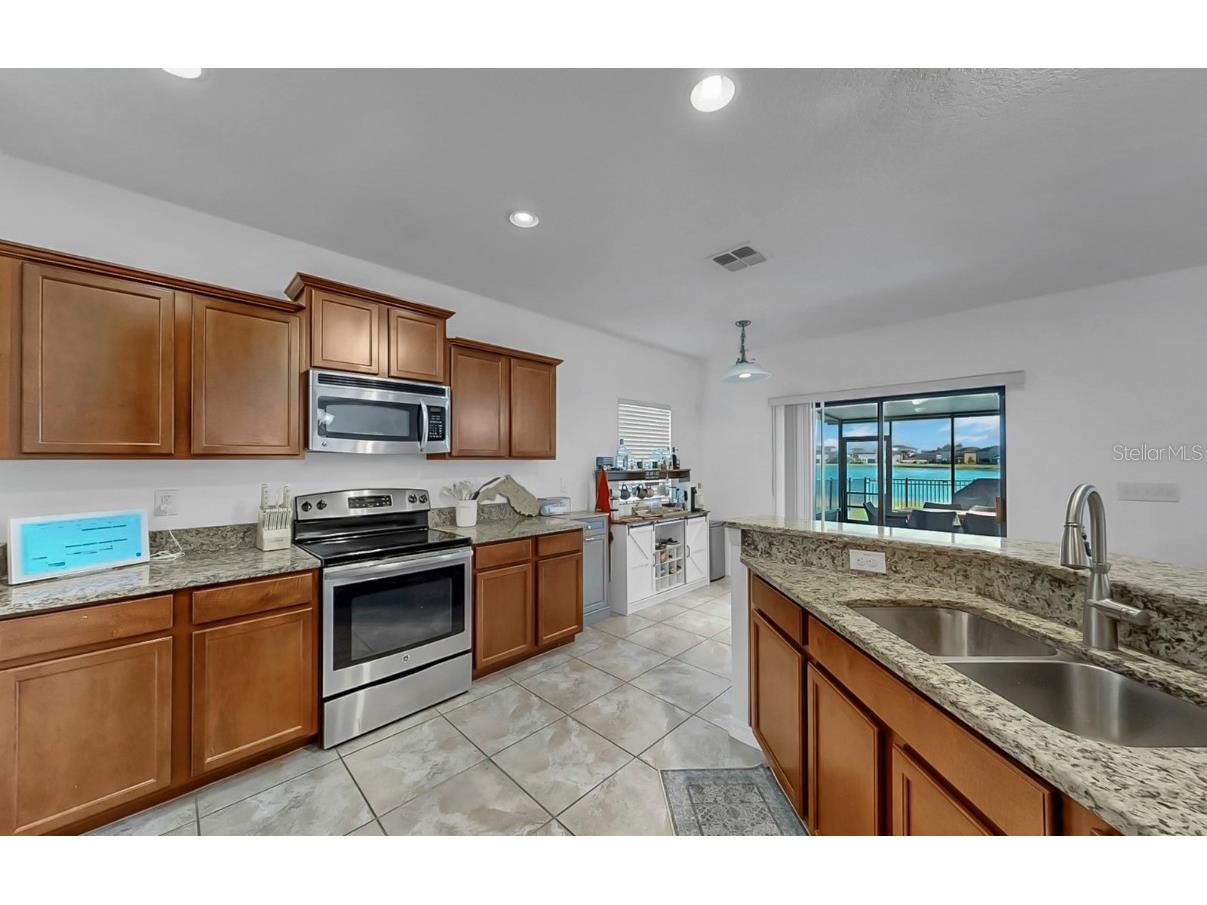 10012 Newminster Loop Ruskin FL 33573 TB8453034 image9