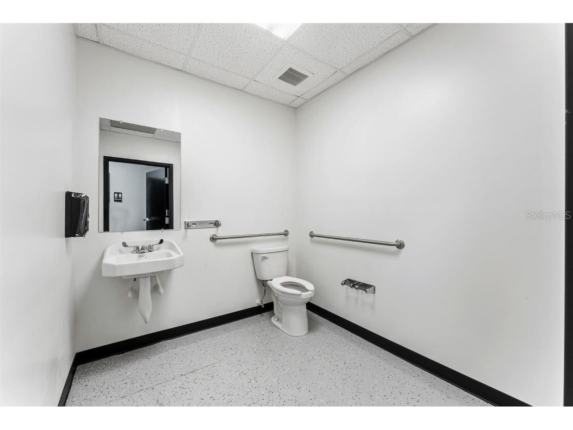 10012 State Road 52 Hudson FL 34669 W7872144 image58