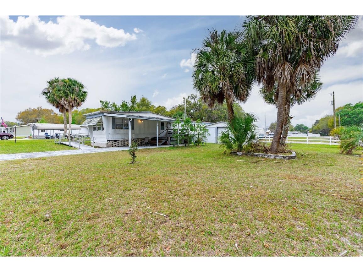 10014 SE 24th Street Webster FL 33597 G5079173 image1