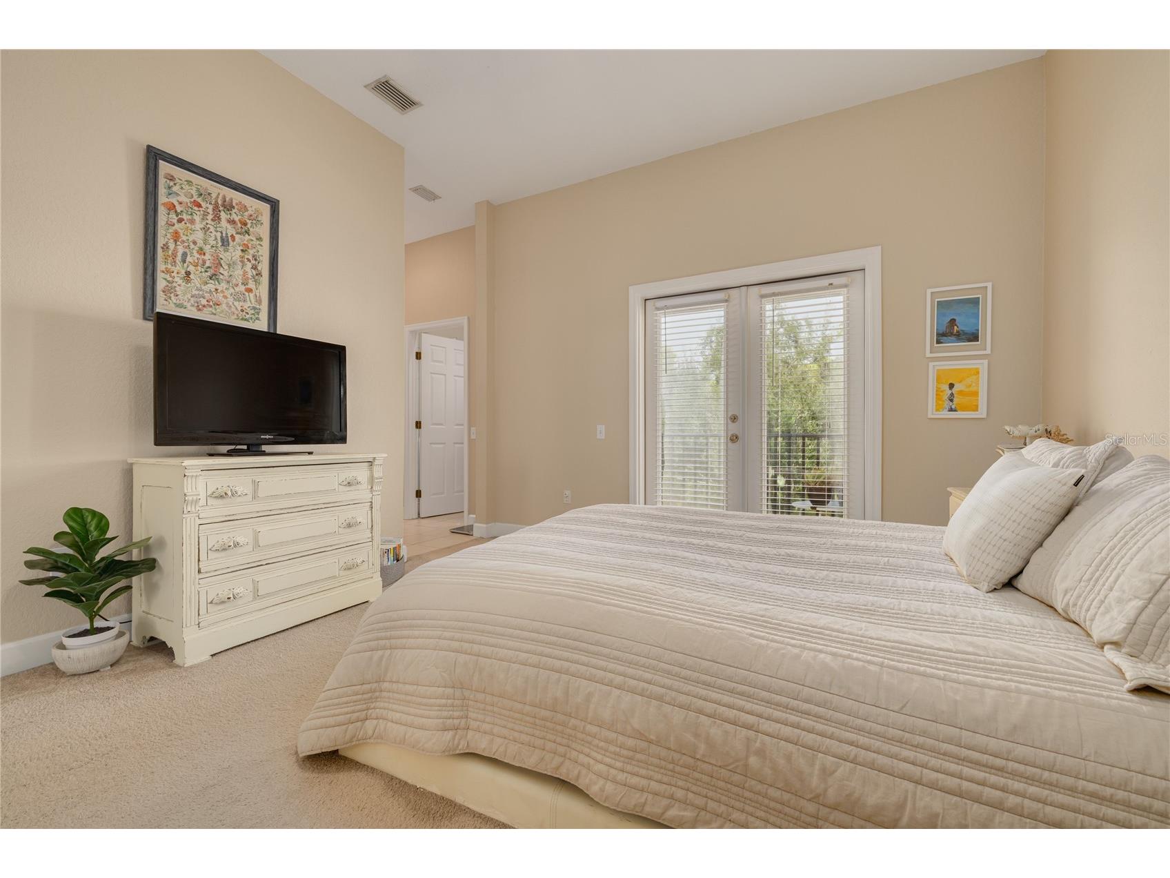 10015 6th Street N Saint Petersburg FL 33702 TB8531395 image21