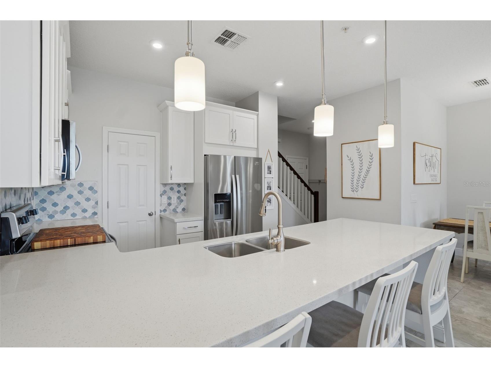 10015 Randal Walk Street Orlando FL 32832 O6389697 image7