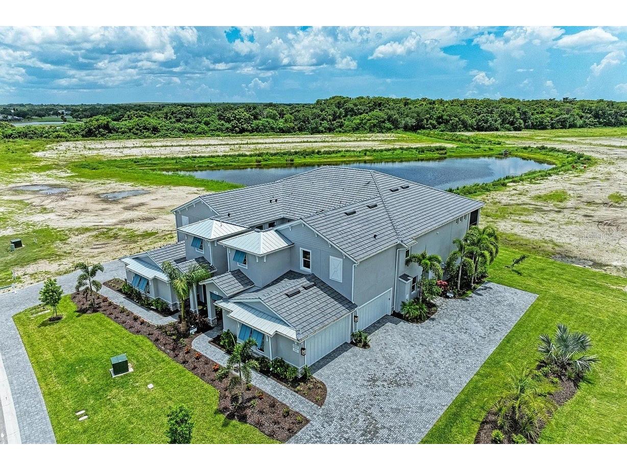 10016 Rembrandt Way #101 Bradenton FL 34201 A4699767 image1