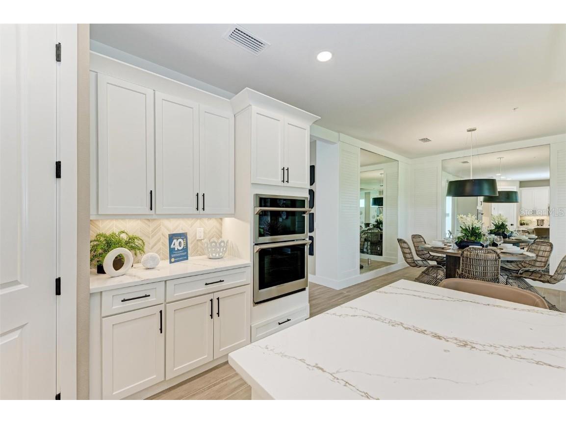 10016 Rembrandt Way #101 Bradenton FL 34212 A4674023 image10