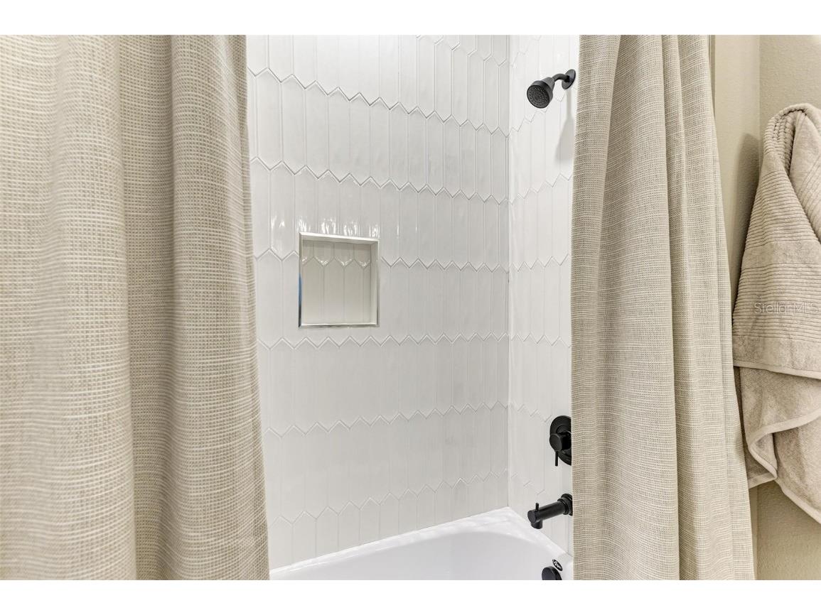 10016 Rembrandt Way #101 Bradenton FL 34212 A4674023 image24