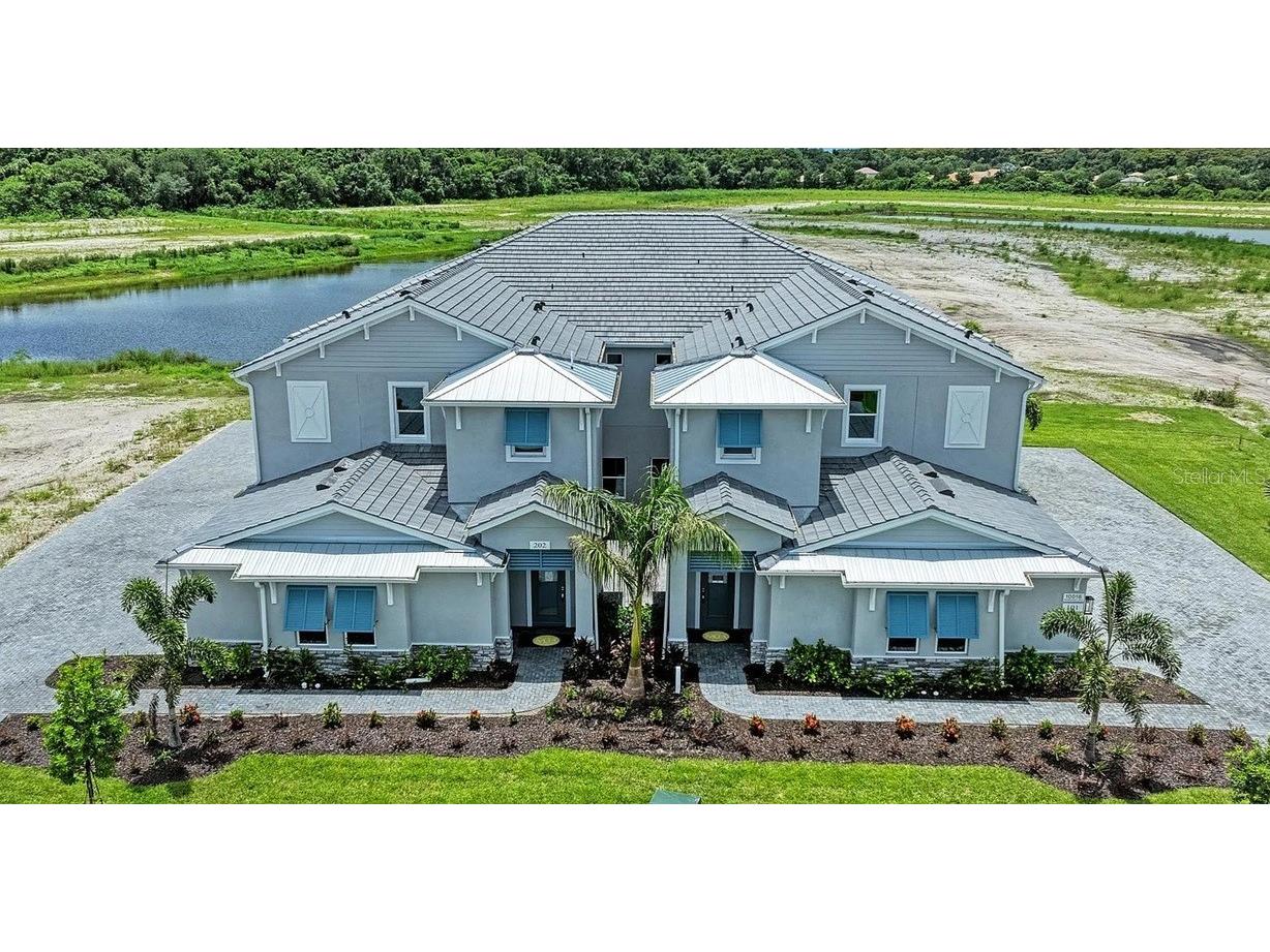 10016 Rembrandt Way #201 Bradenton FL 34212 A4697688 image1