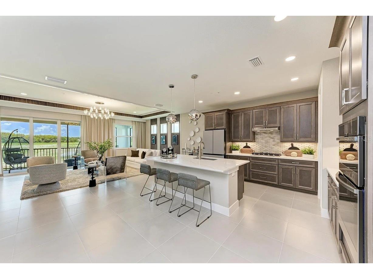 10016 Rembrandt Way #201 Bradenton FL 34212 A4697688 image2
