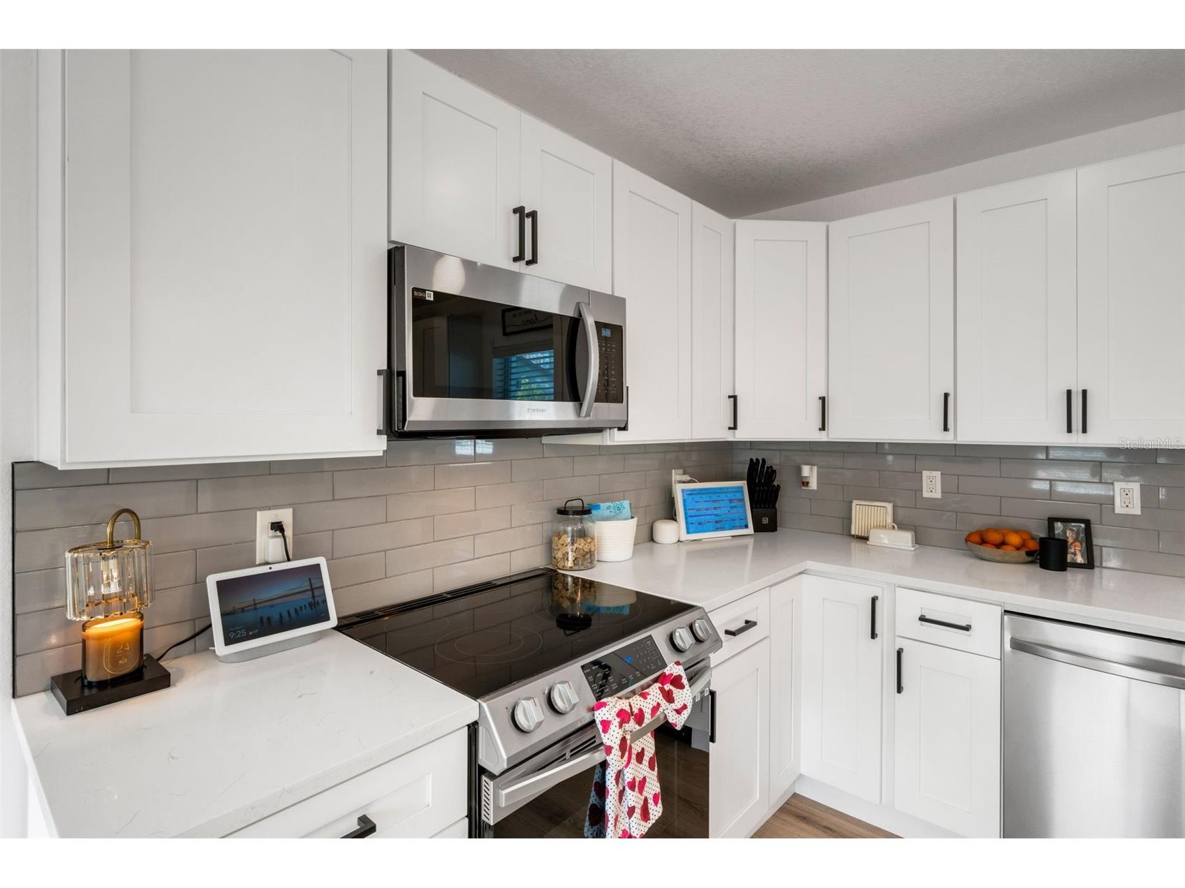 10016 Ridge Rd Seminole FL 33772 TB8478625 image10
