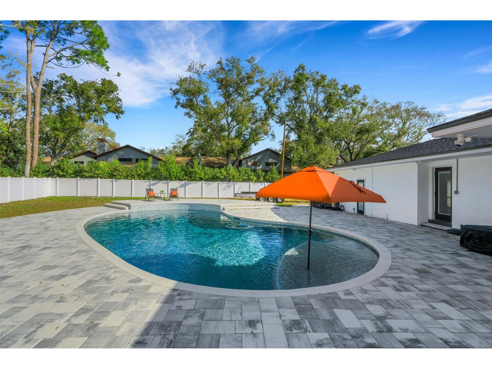 10016 Ridge Rd Seminole FL 33772 TB8478625 image30