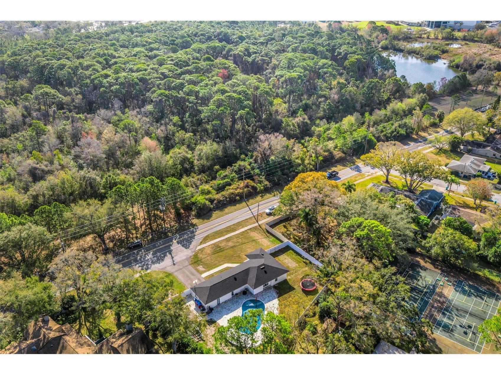 10016 Ridge Rd Seminole FL 33772 TB8478625 image40