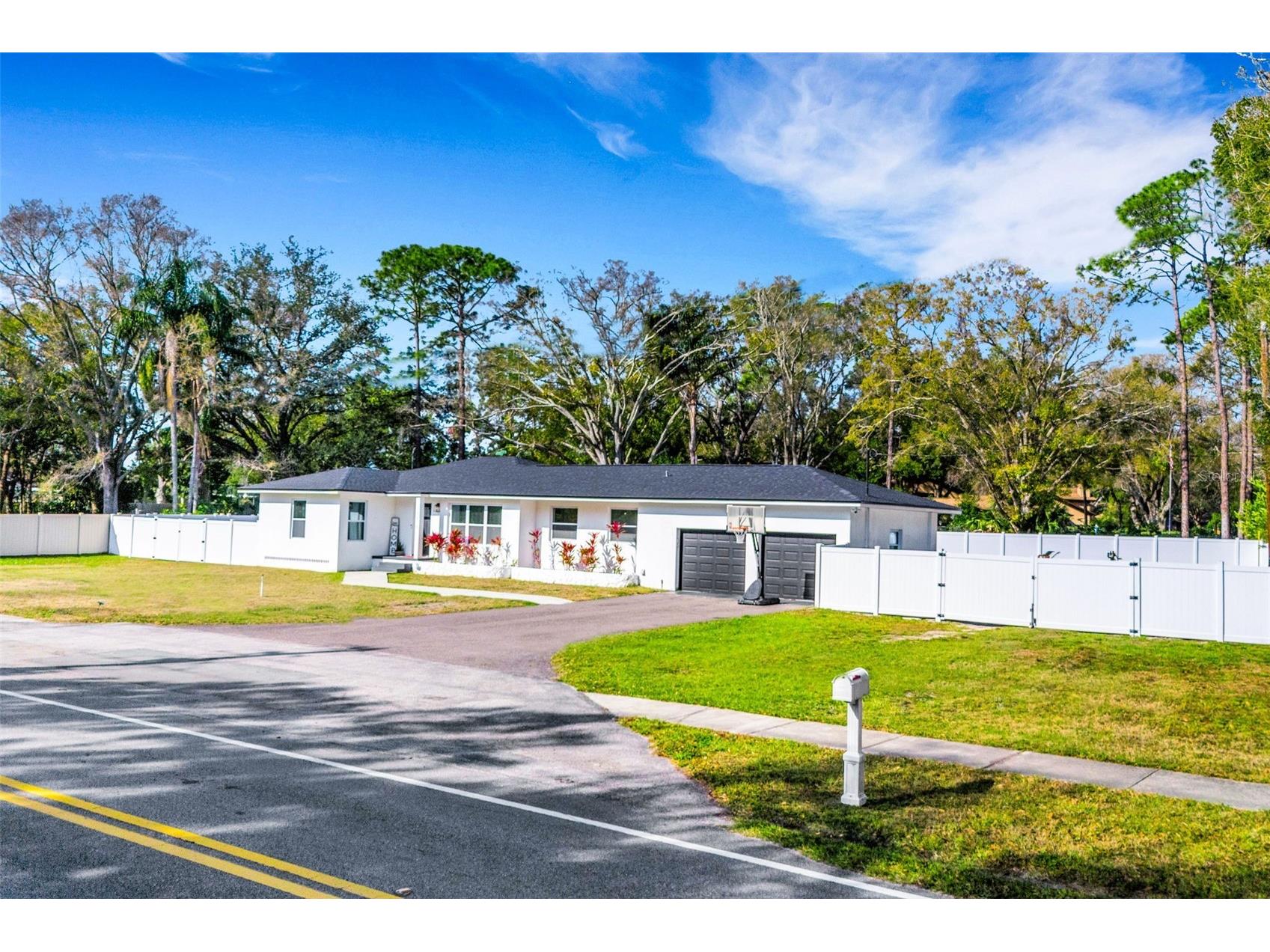 10016 Ridge Rd Seminole FL 33772 TB8478625 image44