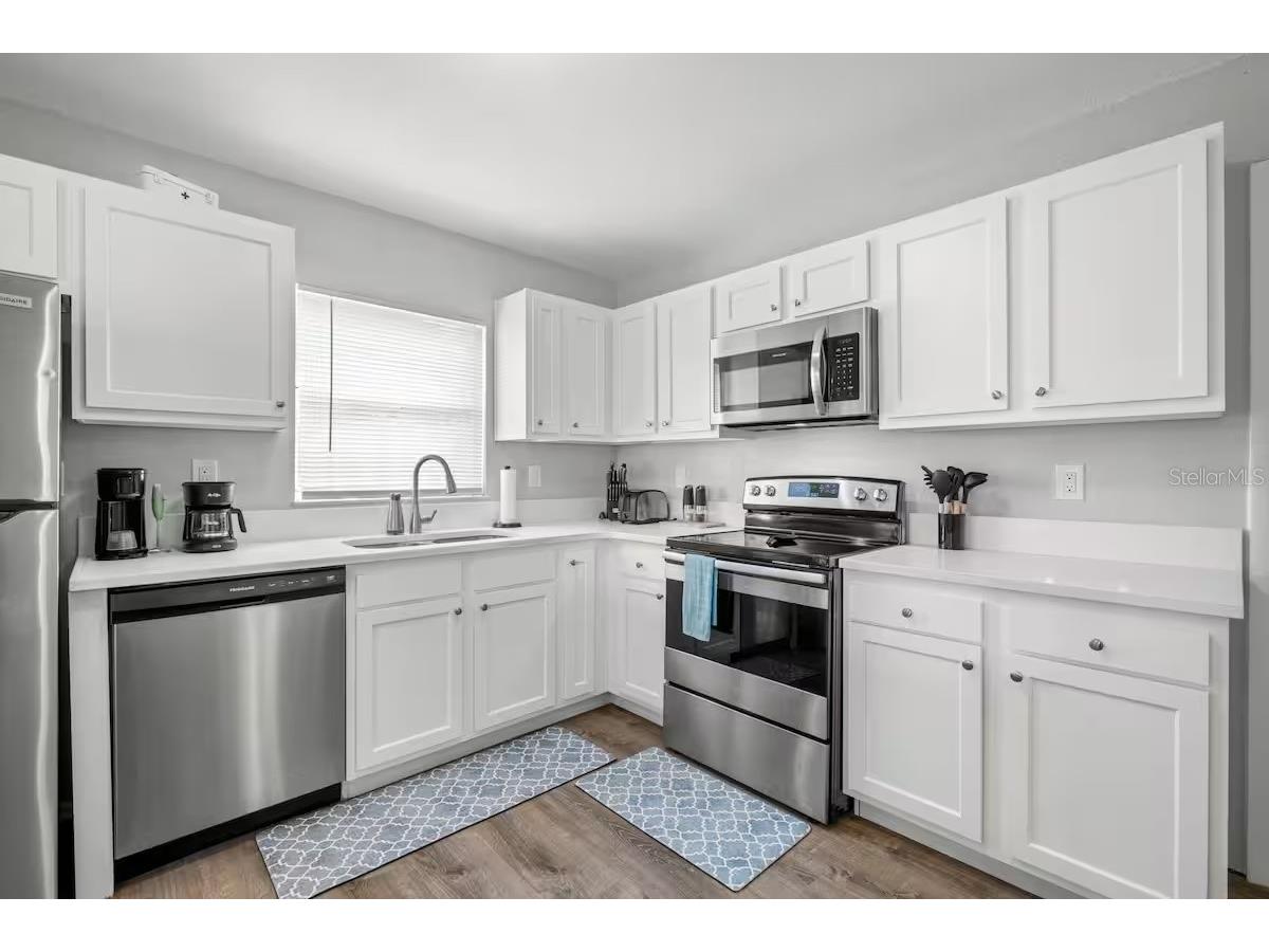 10017 86th Street Seminole FL 33777 TB8503779 image3