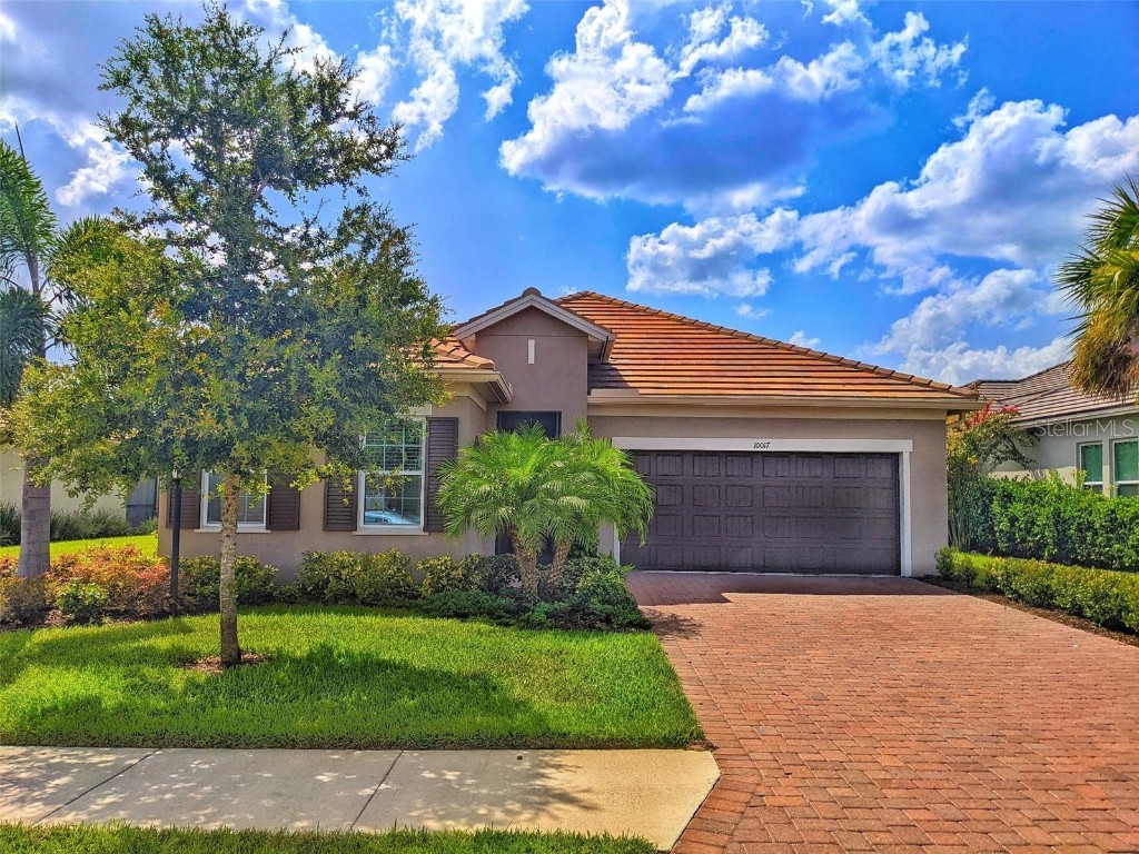 10017 Carnoustie Place Bradenton FL 34211 - COMMUNITY POND A4596369 image1