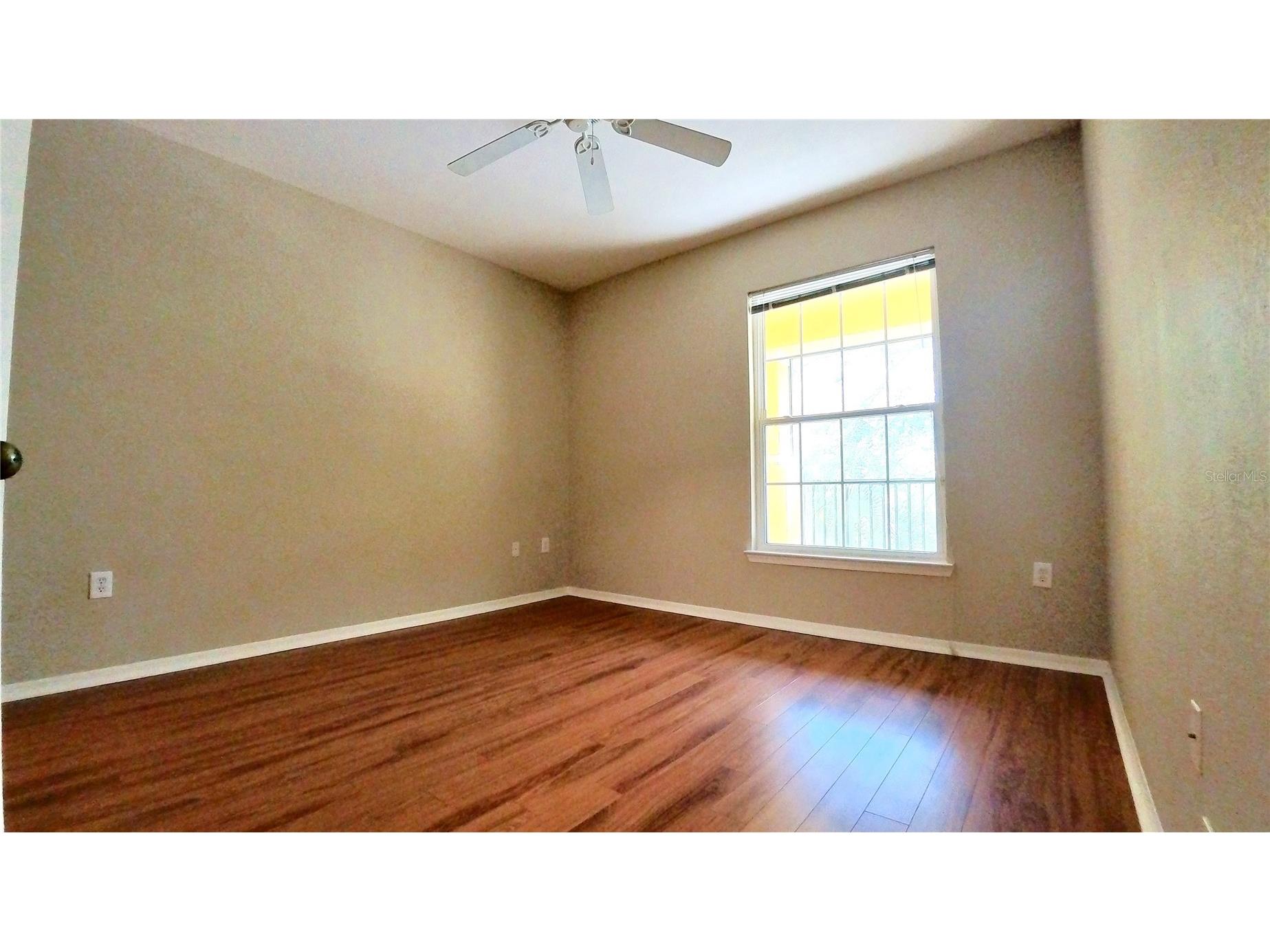 10017 Courtney Palms Boulevard #304 Tampa FL 33619 O6400593 image6